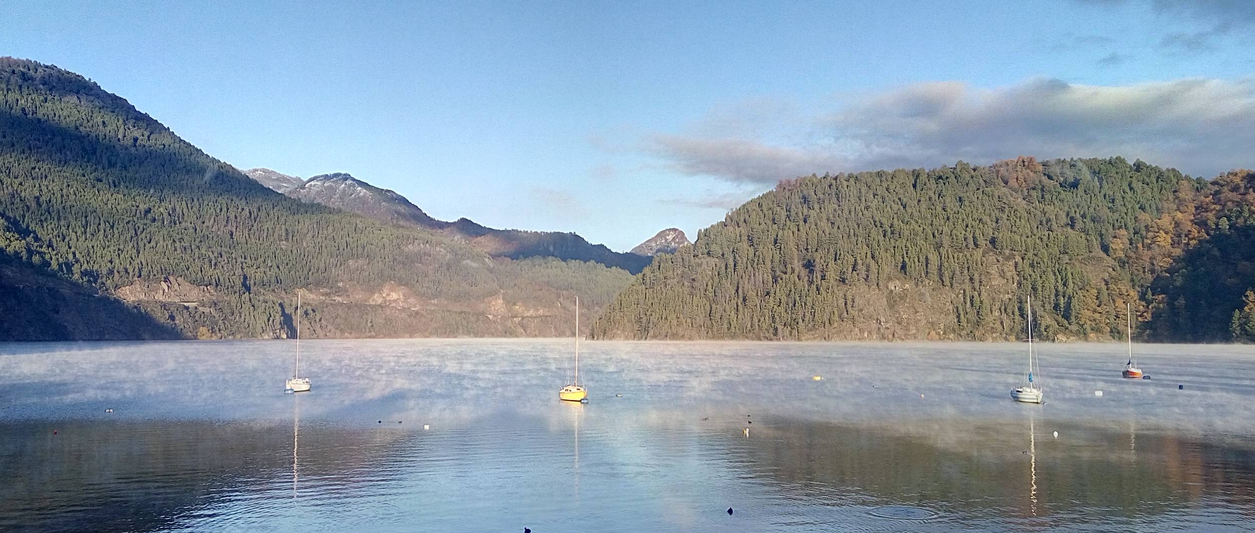 Lago Soñado de los Andes